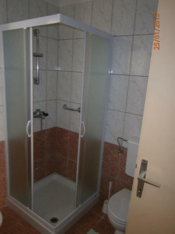 Apartments Sandra Novigrad Istria Eksteriør billede
